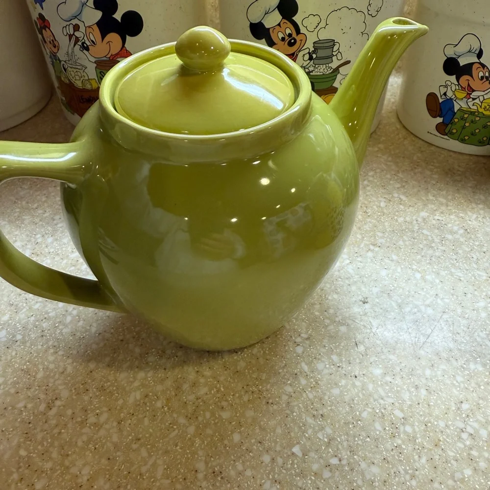 Olive Green Ceramic Teapot Made in USA Hot Water Hot Tea Craft